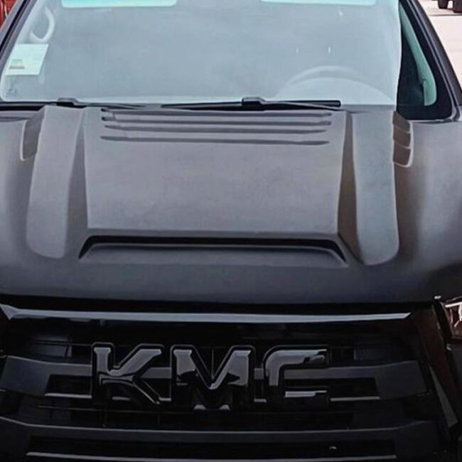 ساخت و نصب کاپوت خودرو کی ام سی