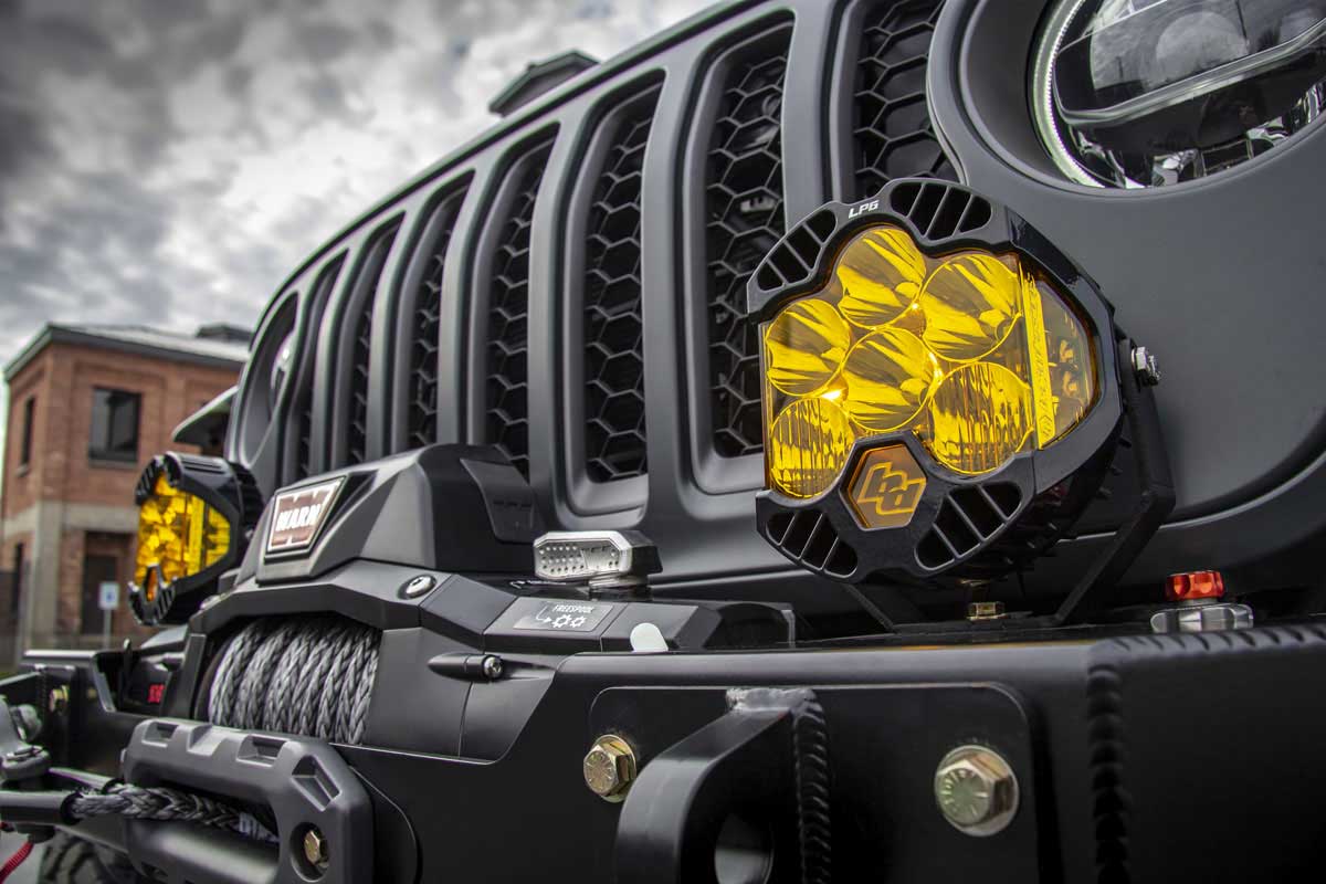 پروژکتورهای آفرودی