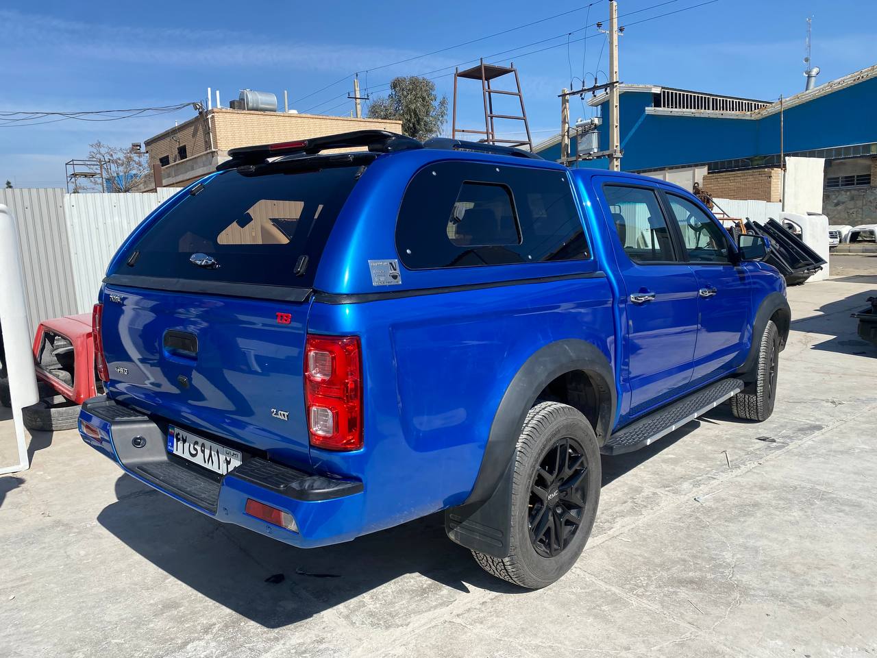 کانوپی و اتاق فایبرگلاس عقب شیب دار شیشه بغل کشویی جک و کی ام سی در آرین صنعت رزین خودرو