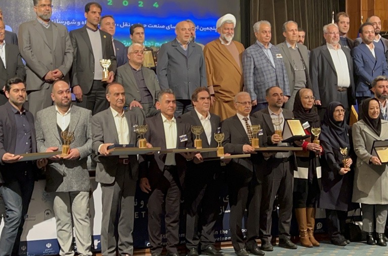 آرین صنعت رزین خودرو