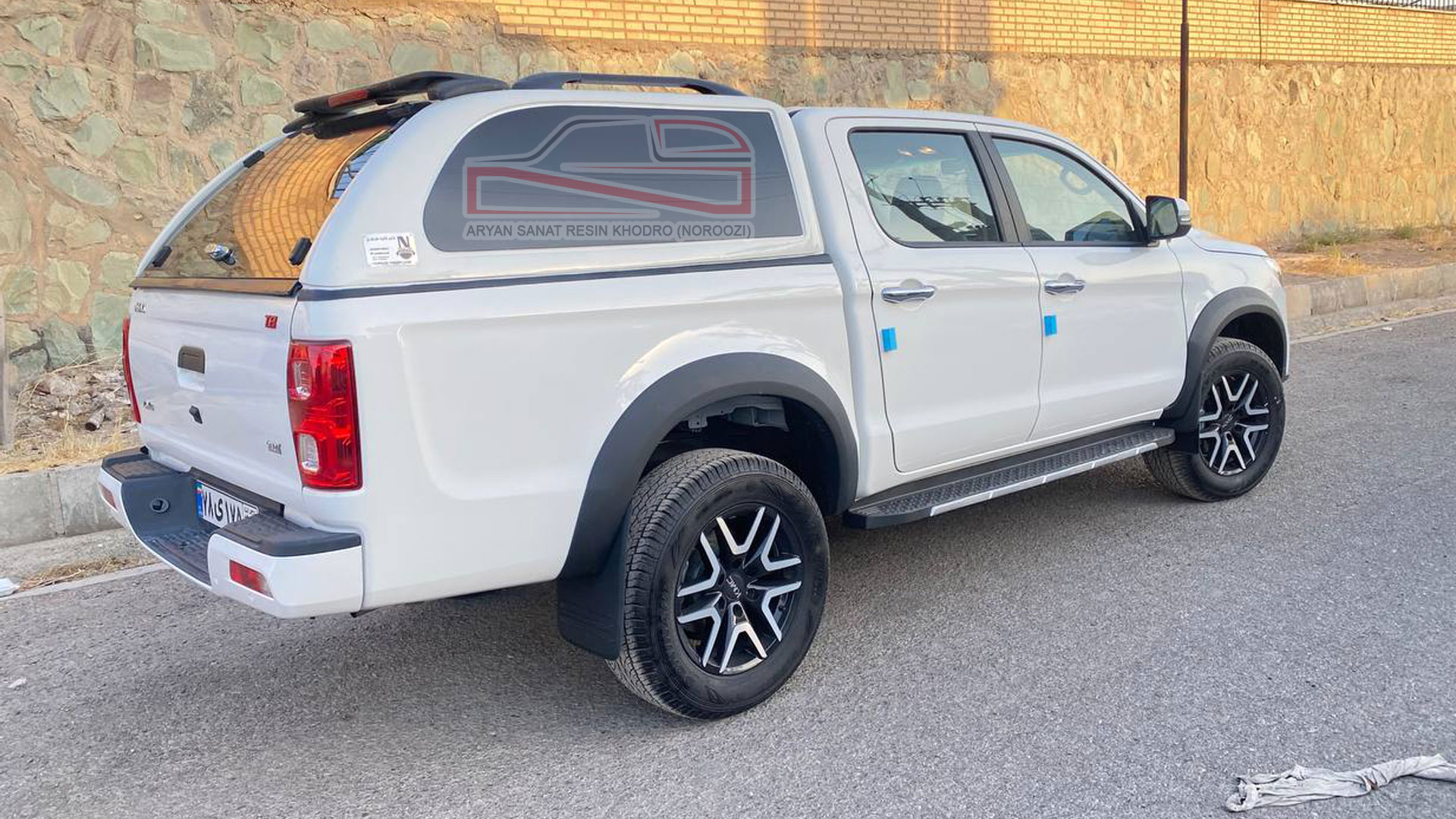 ساخت اتاق جک T8 با استفاده از فایبرگلاس درجه یک در شرکت آرین صنعت رزین خودرو 