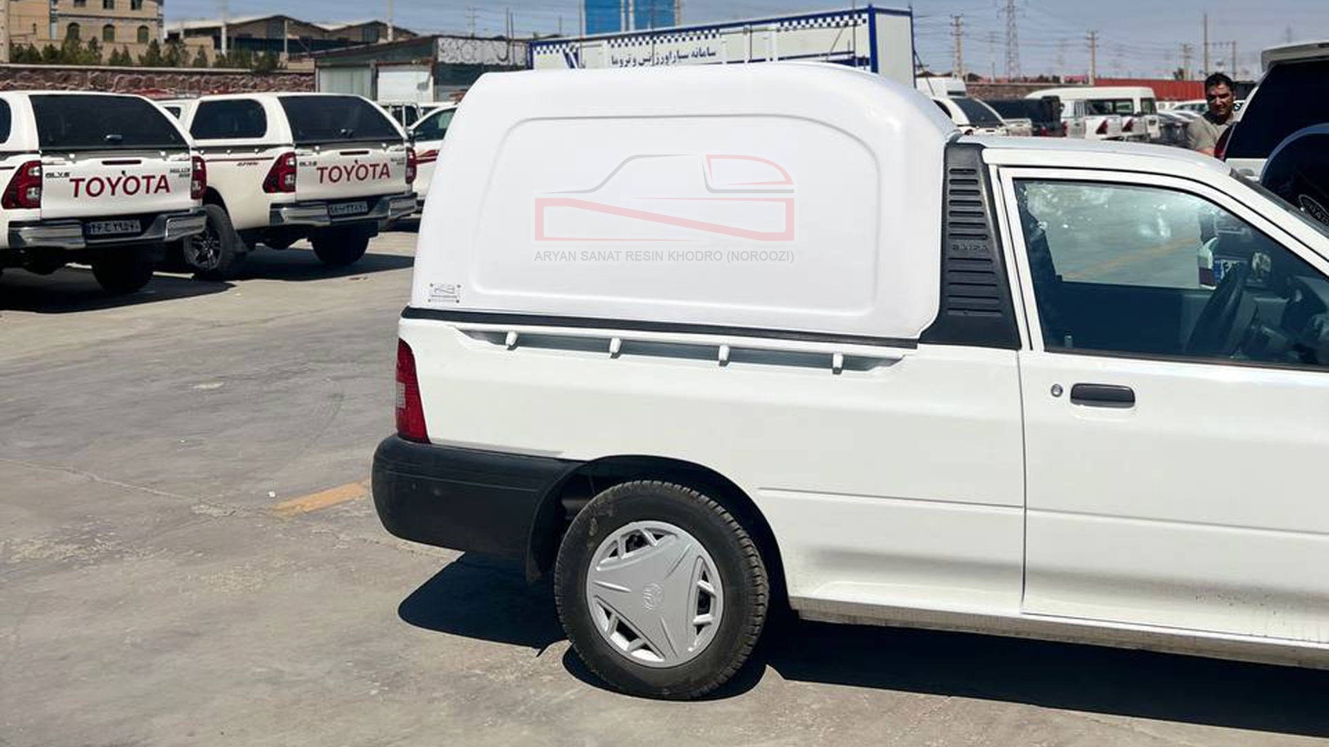 آرین صنعت رزین خودرو سازنده انواع اتاق عقب پراید فندوقی فایبرگلاس