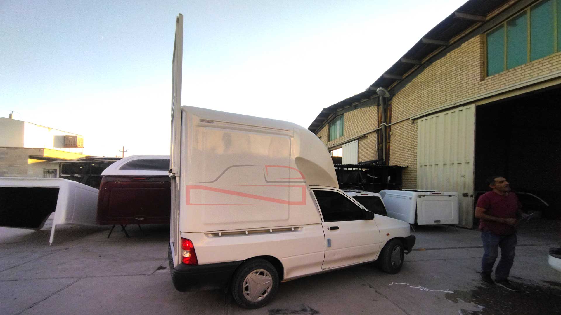 کابین پراید با درب آهنی بالا رونده