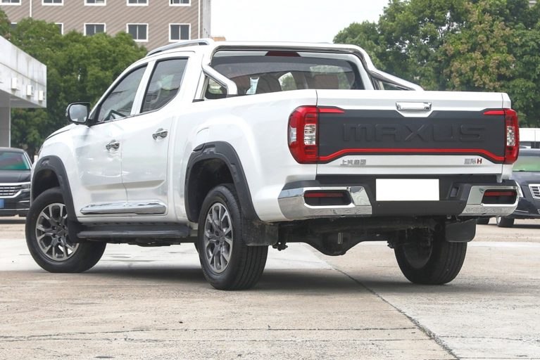 نمای عقب مکسوس استار H شتابران خودرو