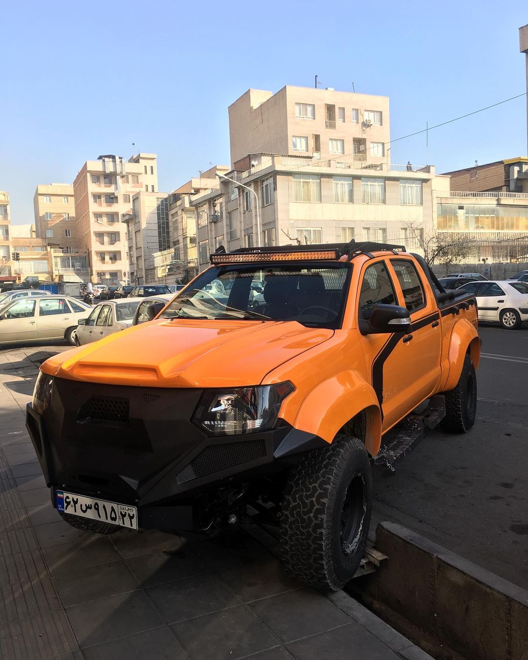 نمای روبروی دور گلگیر و مزایای آن