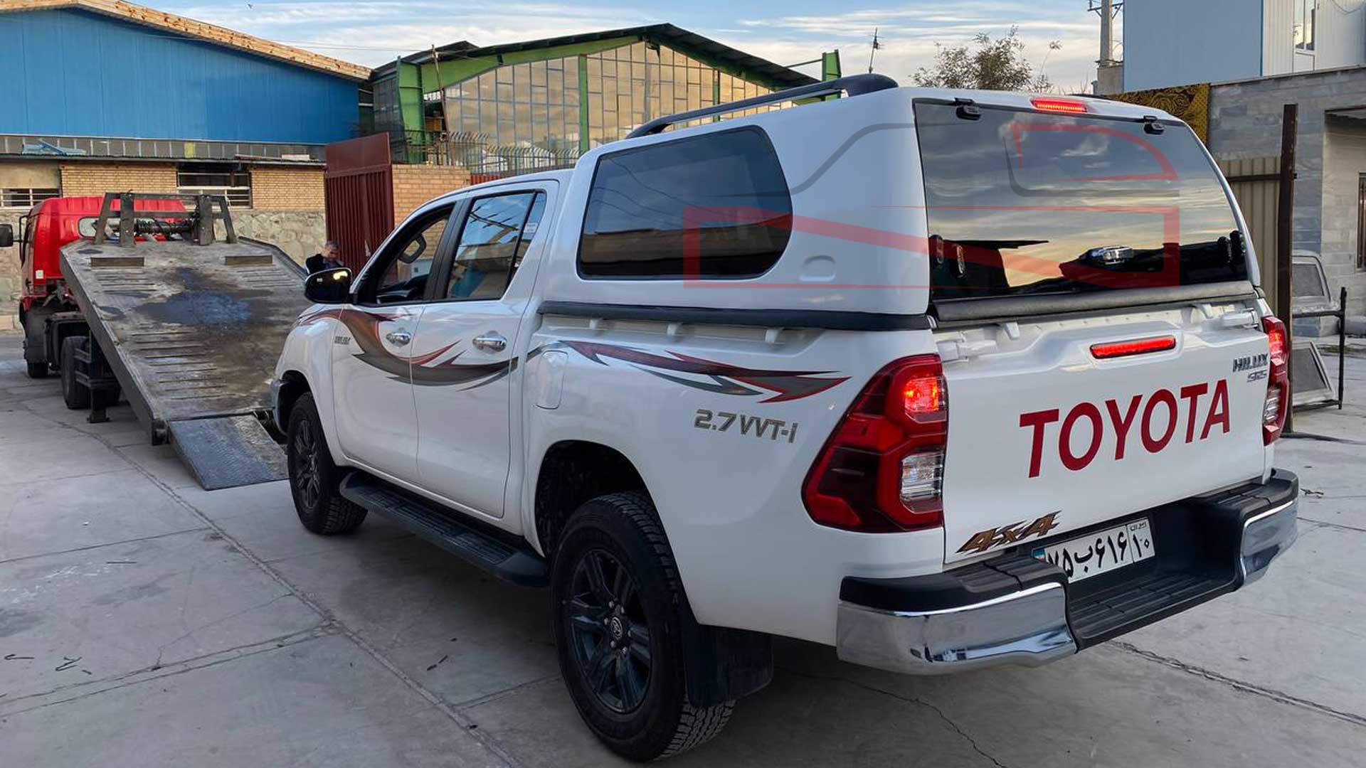 اتاق فایبرگلاس تویوتا هایلوکس عقب صاف